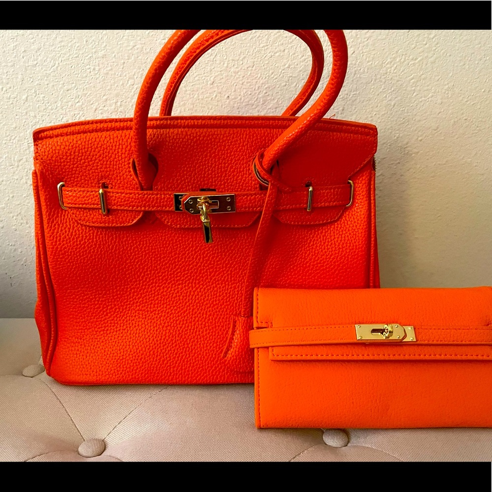 Orange Tote with matching wallet
